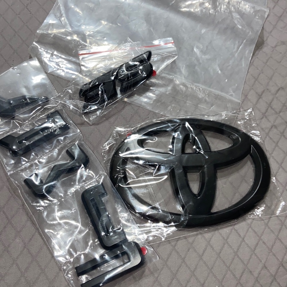Toyota Emblem